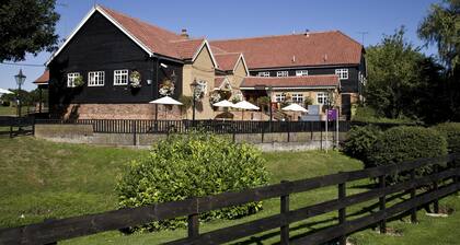 Premier Inn Basildon - East Mayne
