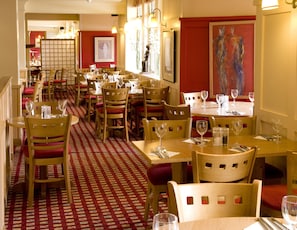 Restaurant - Premier Inn London County Hall (London)