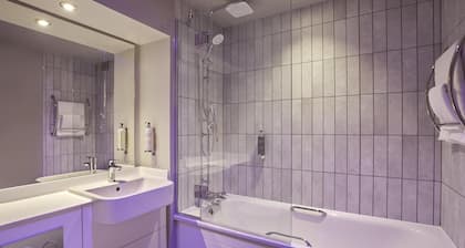Premier Inn Thurrock East