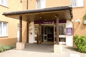 Exterior - Premier Inn London Croydon - Purley A23 (South Croydon)