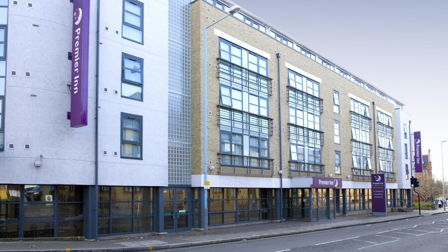 Premier Inn London Kew Bridge