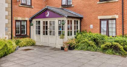Premier Inn Waltham Abbey