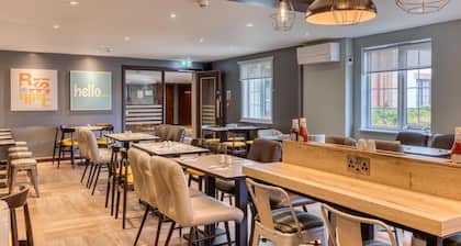 Premier Inn Waltham Abbey