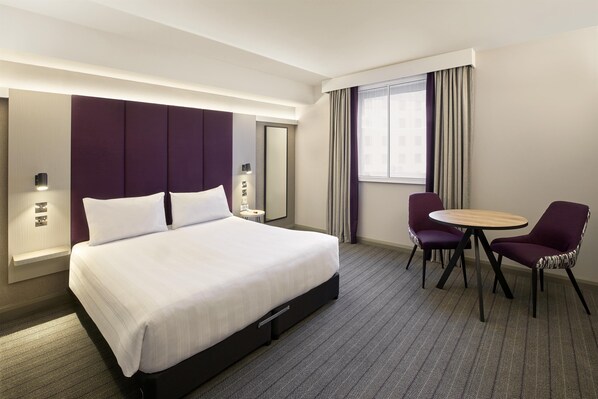 Standard Double Room, Roll-in Shower