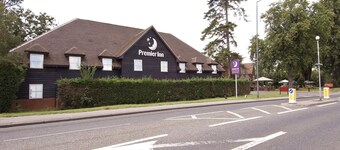 Premier Inn Tonbridge North