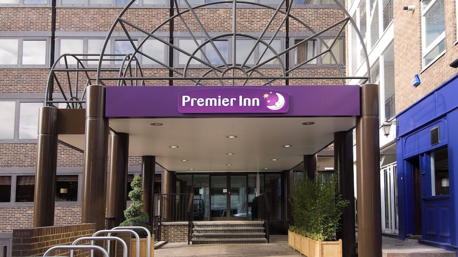 Premier Inn Brentwood