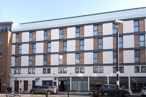 Exterior - Premier Inn London Angel Islington (London)