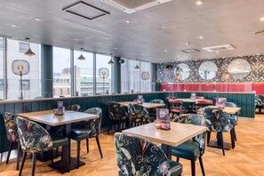 Restaurant - Premier Inn London Southwark Tate Modern (London)
