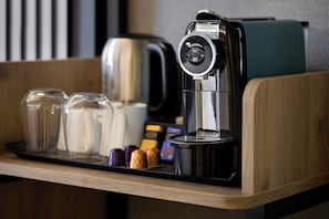 Superior Double Room | Room amenity - Premier Inn London Ealing (London)