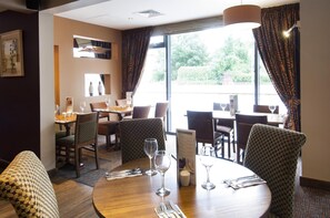 Restaurant - Premier Inn London Richmond (Richmond)