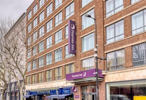 Exterior - Premier Inn London St Pancras (London)
