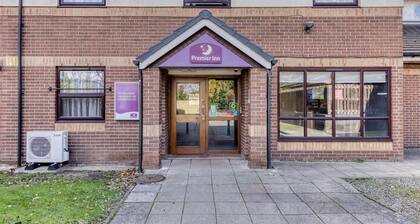 Premier Inn Liverpool - Tarbock