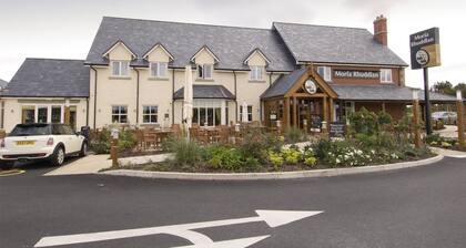 Premier Inn Rhuddlan