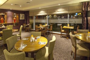 Restaurant - Premier Inn Liverpool John Lennon Airport (Liverpool)