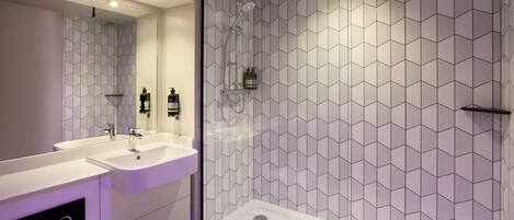 Chambre supérieure double | Salle de bain