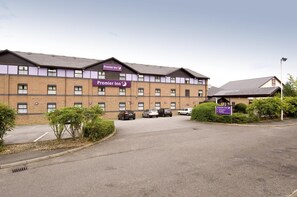 Exterior - Premier Inn Hemel Hempstead West (Hemel Hempstead)