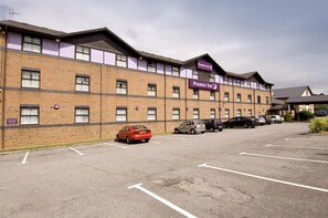 Exterior - Premier Inn Hemel Hempstead West (Hemel Hempstead)
