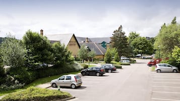 Parken ohne Service (10.4 GBP pro Tag)