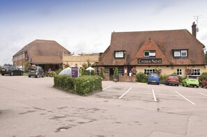 Exterior - Premier Inn Tring (Tring)