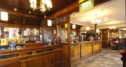 Premier Inn Bolton West