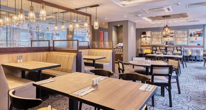Premier Inn Manchester Portland St