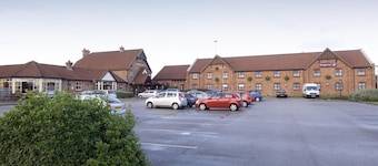 Premier Inn Manchester - Denton