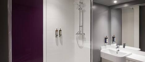 Chambre Double Supérieure, vue baie | Salle de bain