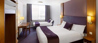 Premier Inn Manchester Salford Quays
