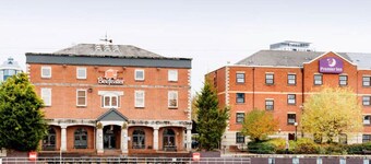 Premier Inn Manchester Salford Quays