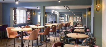 Premier Inn Oldham Central