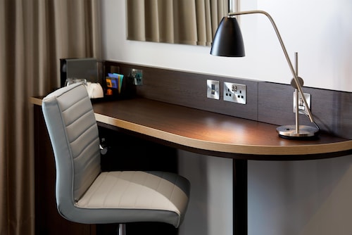 Premier Inn Manchester West Didsbury