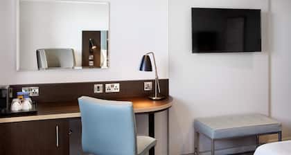 Premier Inn Manchester Old Trafford