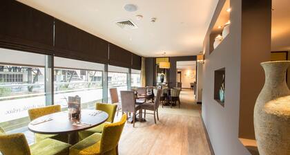 Premier Inn Manchester City Centre West