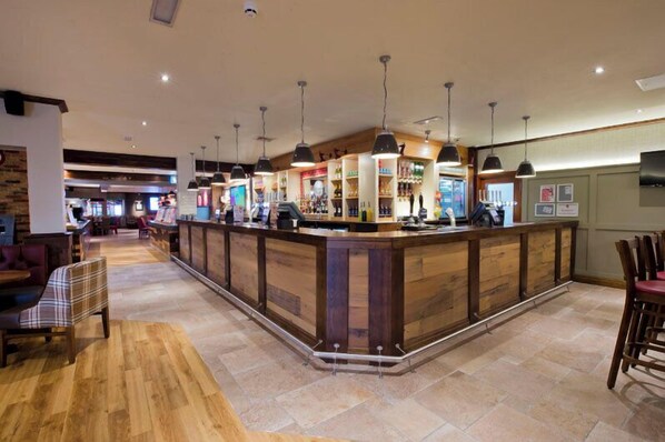 Bar (on property) - Premier Inn Newcastle - Metro Centre (Blaydon on Tyne)
