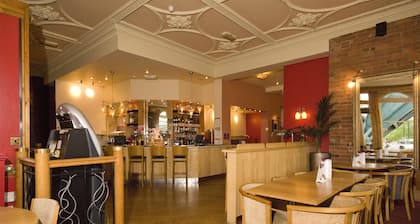 Premier Inn Newcastle City Centre - Quayside