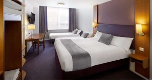 Desk, free WiFi, bed sheets, wheelchair access - Embassy Newcastle, Sure Hotel Collection by Best Western (Gateshead)