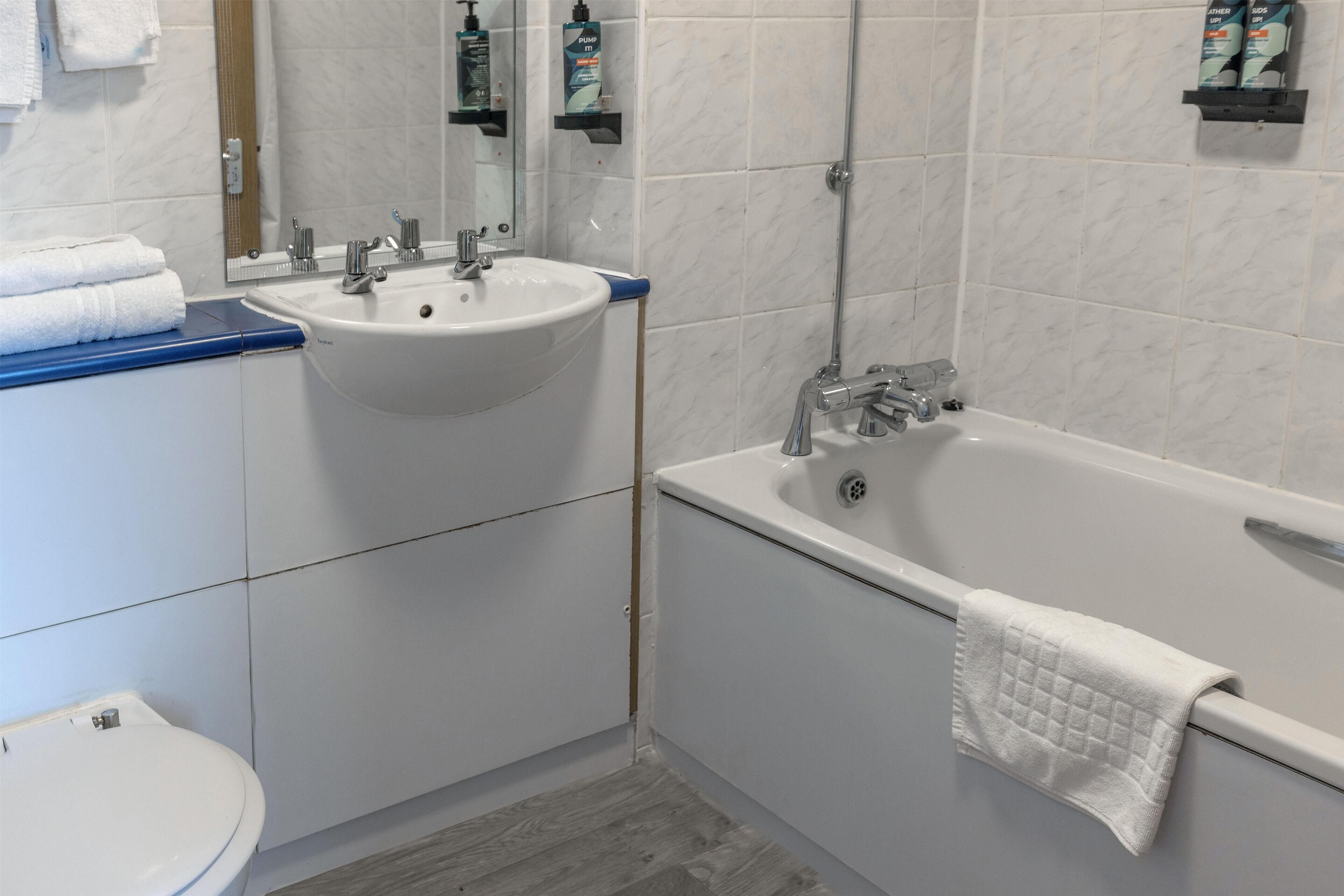 Photo - Embassy Newcastle, Sure Hotel Collection by Best Western
