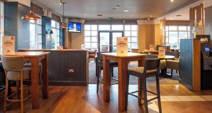 Premier Inn Nottingham Castle Marina