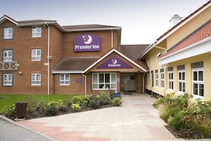 Exterior - Premier Inn Welwyn Garden City (Welwyn Garden City)
