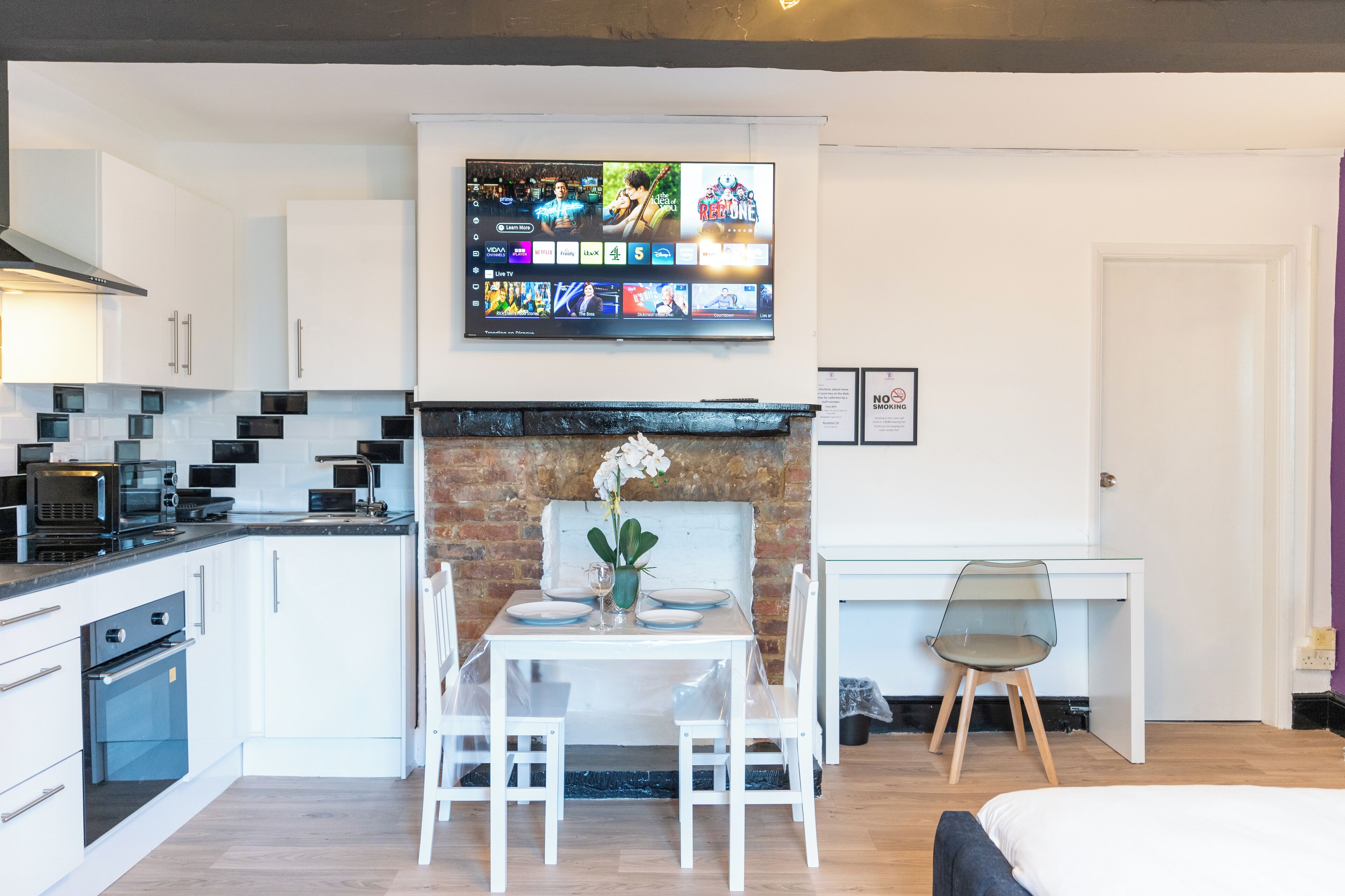 Design-studiolejlighed | Spisning på værelset