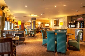 Restaurant - Premier Inn East Midlands Airport (Derby)