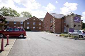 Exterior - Premier Inn Kettering (Kettering)