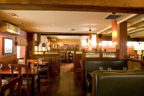 Restaurant - Premier Inn Northampton West - Harpole (Northampton)