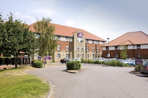 Exterior - Premier Inn Oxford Cowley (Oxford)