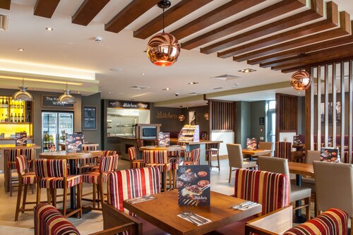 Premier Inn Witney