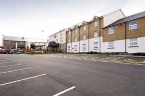 Exterior - Premier Inn Liskeard (Liskeard)
