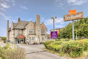 Exterior - Premier Inn Portsmouth North Harbour (Portsmouth)