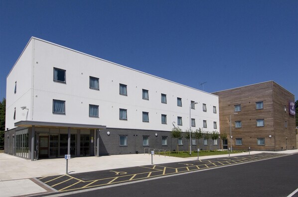 Exterior - Premier Inn Ashford - Eureka Leisure Park (Ashford)