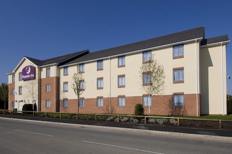 Exterior. Premier Inn Herne Bay