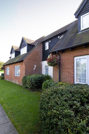 Exterior - Premier Inn Bognor Regis (Bognor Regis)